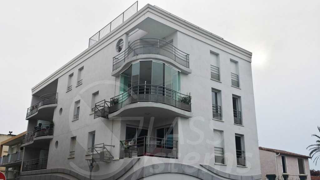 fermeture balcon en forme de vague fermeture balcon en vague