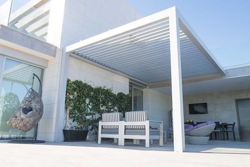 Pergola bioclimatique