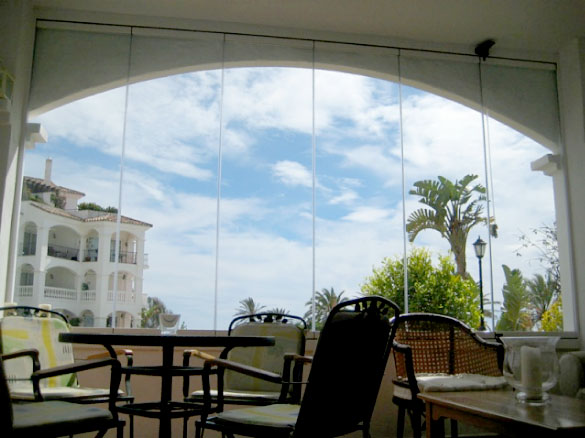 Rideaux mur en verre escamotable