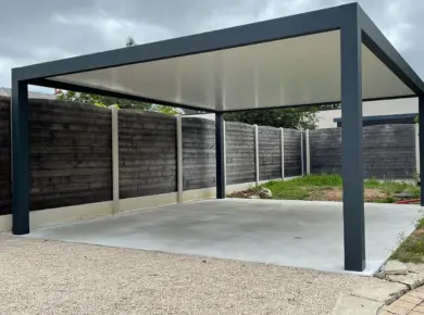 Pergola Carport Autoportante à toit plat avec personnalisation couleur de la structure en aluminium