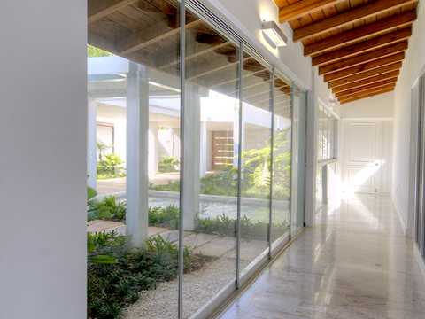Coulissant panoramique pour terrasse Glass Systems