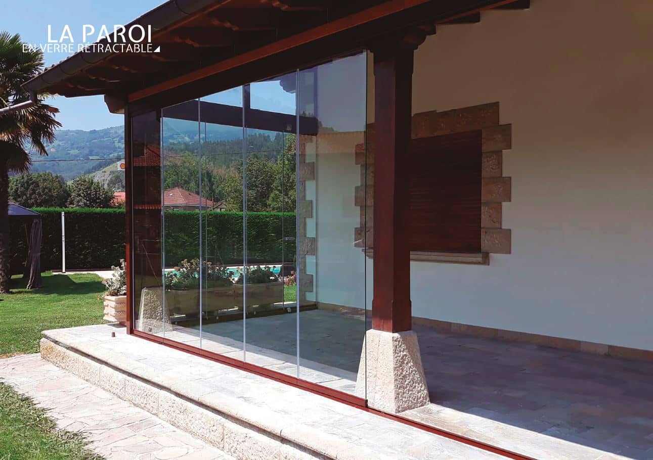 Nouveau La fermeture en verre glissante, pivotante et reposant au sol