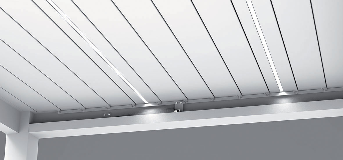 Eclairage bandeau led sur lame de pergola